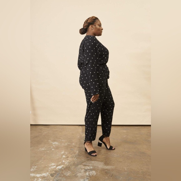 Symbology Clothing Baby Cacti Wrap Jumpsuit in Black & Ivory, women’s size XL - Picture 2 of 8